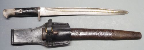 British 1856/58 pattern bayonet, some clear stamps, with shortened 33cm blade, scabbard and frog