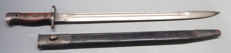 British 1907 pattern sword bayonet with cleaning hole in pommel, some clear stamps to ricasso,