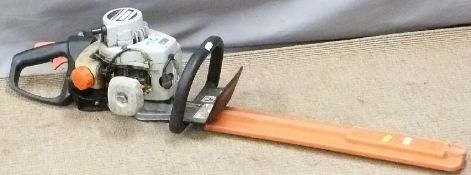 Echo HCR-1500 si petrol hedge trimmer