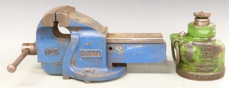 Record No. 5 vice and a Lake & Elliot hydraulic jack