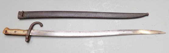 French 1866 pattern chassepot bayonet with downswept quillon, manufacturer's name and 1872 to T