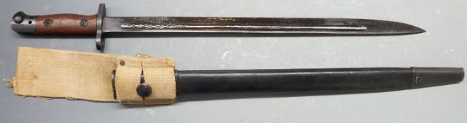 British 1907 pattern sword bayonet, no stamps, blackened 43cm fullered blade with scabbard and frog