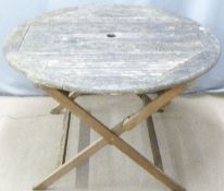 Folding teak garden table, diameter 120cm