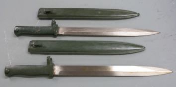 Two German 88/98 pattern Ersatz all steel bayonets, both with 30cm unfullered blades and