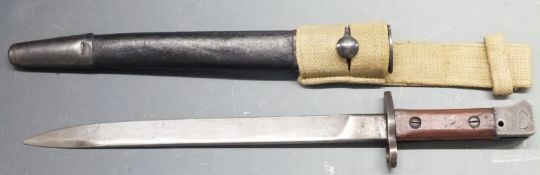 British 'Indian' pattern bayonet stamped to ricasso MKIII and other clear stamps, with square