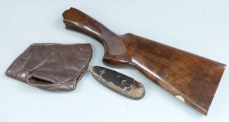 Beretta Silver Pigeon walnut shotgun stock with chequered semi-pistol grip and vacant cartouche to