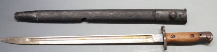British  1907 pattern sword bayonet with cleaning hole to pommel, some clear stamps to ricasso and