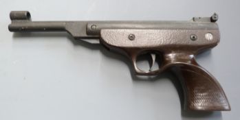 EM-GE Mod.100 .22 air pistol with shaped Bakelite grips, serial number 72045.
