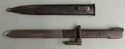 British trials pattern X2E1 bayonet with 18cm double edged blade and scabbard