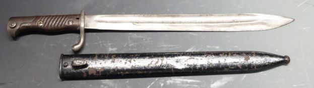 German 1898/05 pattern bayonet later type with muzzle ring removed and flashguard, 37cm fullered
