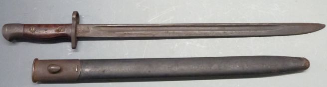 British 1907 pattern sword bayonet with clear stamps to pommel and some to ricasso, 42cm fullered