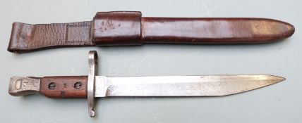 Canadian M1910 pattern knife bayonet with clear stamps to pommel, 25cm unfullered sharpened blade,