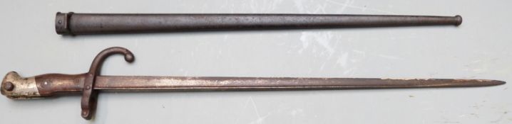 French 1874 pattern Gras bayonet with down swept quillon and 52cm T backed blade dated 1875 with