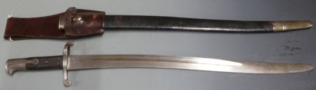 British 1856 pattern Enfield sword/bayonet, maker's stamp Solingen to ricasso, 58cm yataghan