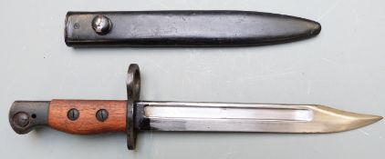 British No5 Mk1 pattern knife bayonet stamped 1946 to ricasso, with large muzzle ring, 20cm '
