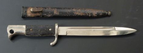 German KS98 pattern bayonet with WKC maker's mark to ricasso, 19cm fullered blade and scabbard
