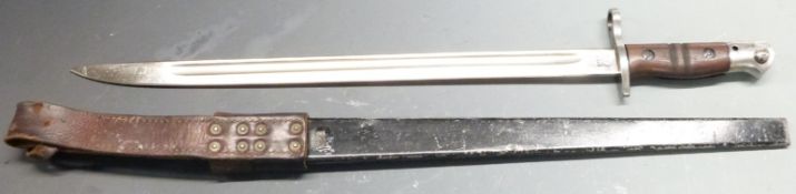 American 1917 pattern sword bayonet with some clear stamps to ricasso, 43cm fullered blade, with