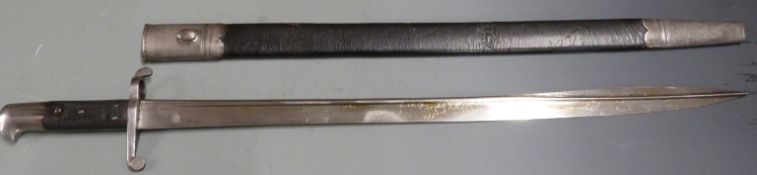 British Volunteers 1858 pattern Lancaster sword/bayonet with steel pommel and cross guard, 61cm