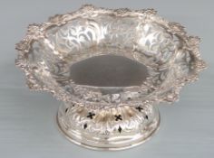 Hallmarked silver pedestal bowl with pierced and floral decoration, Italian silver marks and