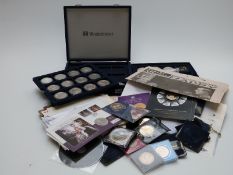 A large collection of commemorative crowns, cased and in presentation packs, most with certificates