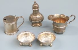 Pair of hallmarked silver salts, Birmingham 1895 maker Hilliard & Thomason, hallmarked silver