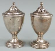 Georgian hallmarked silver pedestal salt and pepper, London 1802 maker Samuel & George Whitford,