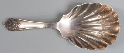 Victorian hallmarked silver caddy spoon with shell shaped bowl, London 1856 maker's mark DF,
