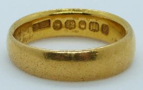 Victorian 22ct gold wedding band, Exeter 1874, maker J & JW, 8.6g, size O/P