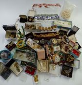 A collection of costume jewellery including Hollywood suite of jewellery, miracle bracelet,