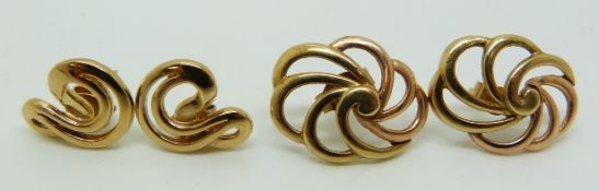 Two pairs of 9ct gold earrings, 4.5g