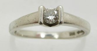 A 18ct white gold ring set with a diamond of approximately 0.2ct, 5.5g, size M