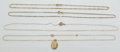 Four 9ct gold necklaces, 5.3g
