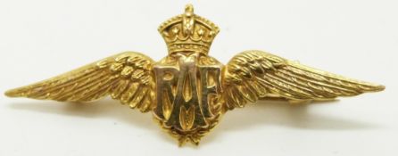 A 9ct gold RAF sweetheart brooch, 4.2cm, 2.3g