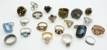 A collection of rings including Monet, Victorian shell ring, silver, coin, knot, paste etc