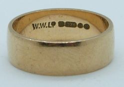 A 9ct gold band/ring, 4.2g, size L/M