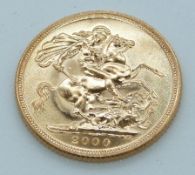 Elizabeth II 2000 gold full sovereign, sealed