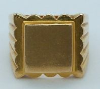 Art Deco yellow metal signet ring, with horse hallmark to outer band, 17.7g, size M