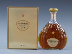 Courvoisier XO Le Cognac de Napolean Cognac, 700ml, 40% vol, in original presentation box.