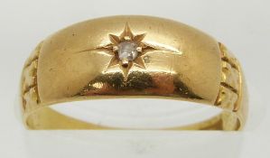 Edwardian 18ct gold ring set with a diamond, Birmingham 1906, 2.7g, size J