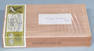 Twenty five WD and H.O Wills Special Selection cigars with impressed 'Excepcionales' and '