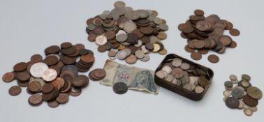 An amateur collection of UK and overseas coinage 19thC onwards to include silver content, Irish Free