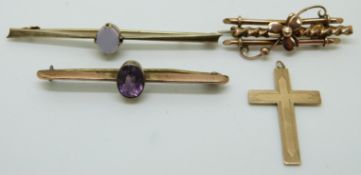 Victorian rose gold brooch, 9ct gold cross and two 9ct gold brooches, 11g