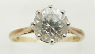 A 9ct gold ring set with cubic zirconia, 2.7g, size L