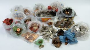 A large collection of largely uncirculated first issue etc UK decimal coinage together with some