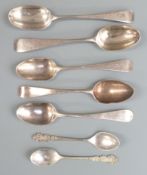 Seven Georgian and later hallmarked silver tea spoons, weight 108g