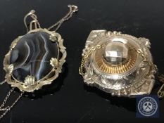 A Victorian yellow metal brooch,