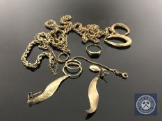 A collection of 9ct gold jewellery CONDITION REPORT: 22.2g gross.