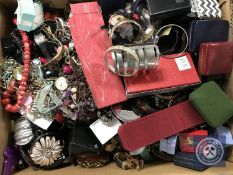 A box of large quantity of assorted costume jewellery