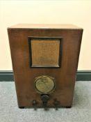 An early 20th century Defiant valve radio, model MSH 911.