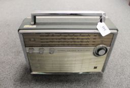 A vintage radio : National Panasonic World Wide portable radio.